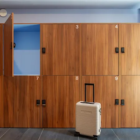 Numa Verso Aparthotel