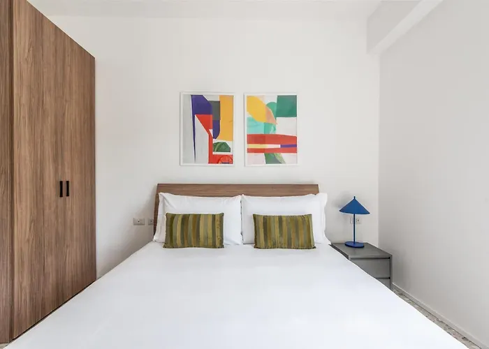 Aparthotel Numa Verso 4*