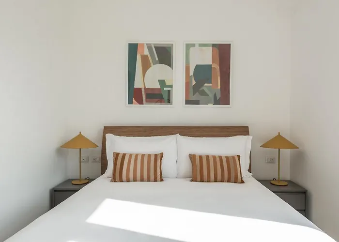 Numa Verso Aparthotel Rome