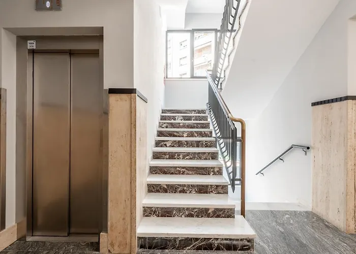 Numa Verso Aparthotel